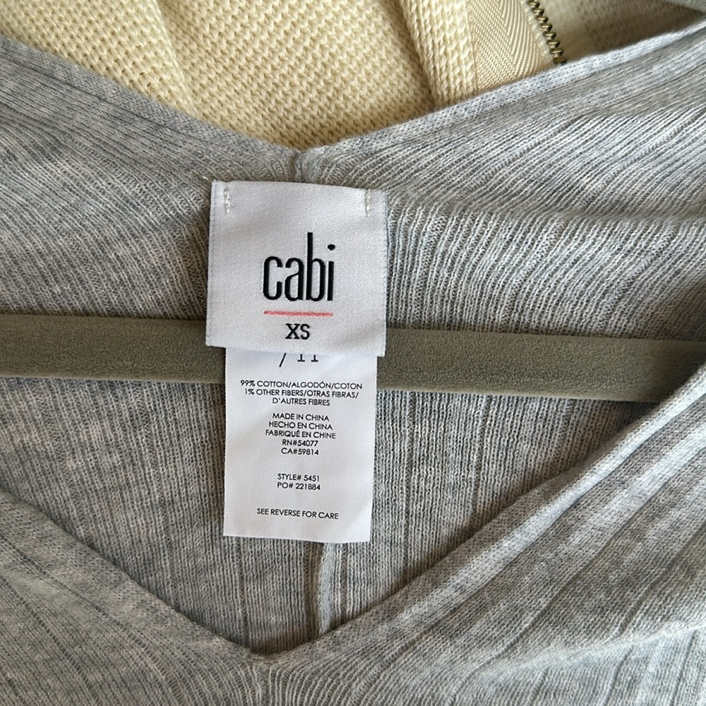 Cabi Top XS - Picture 3 of 3